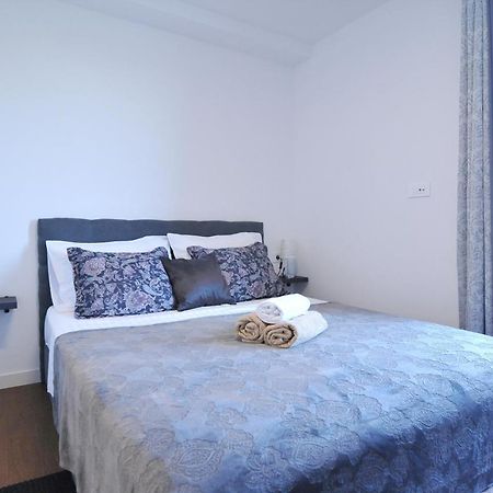 Novi Apartman Beti Blizu Plaze S Besplatnim Parkingom, Puntamika - Zadar Apartamento Exterior foto